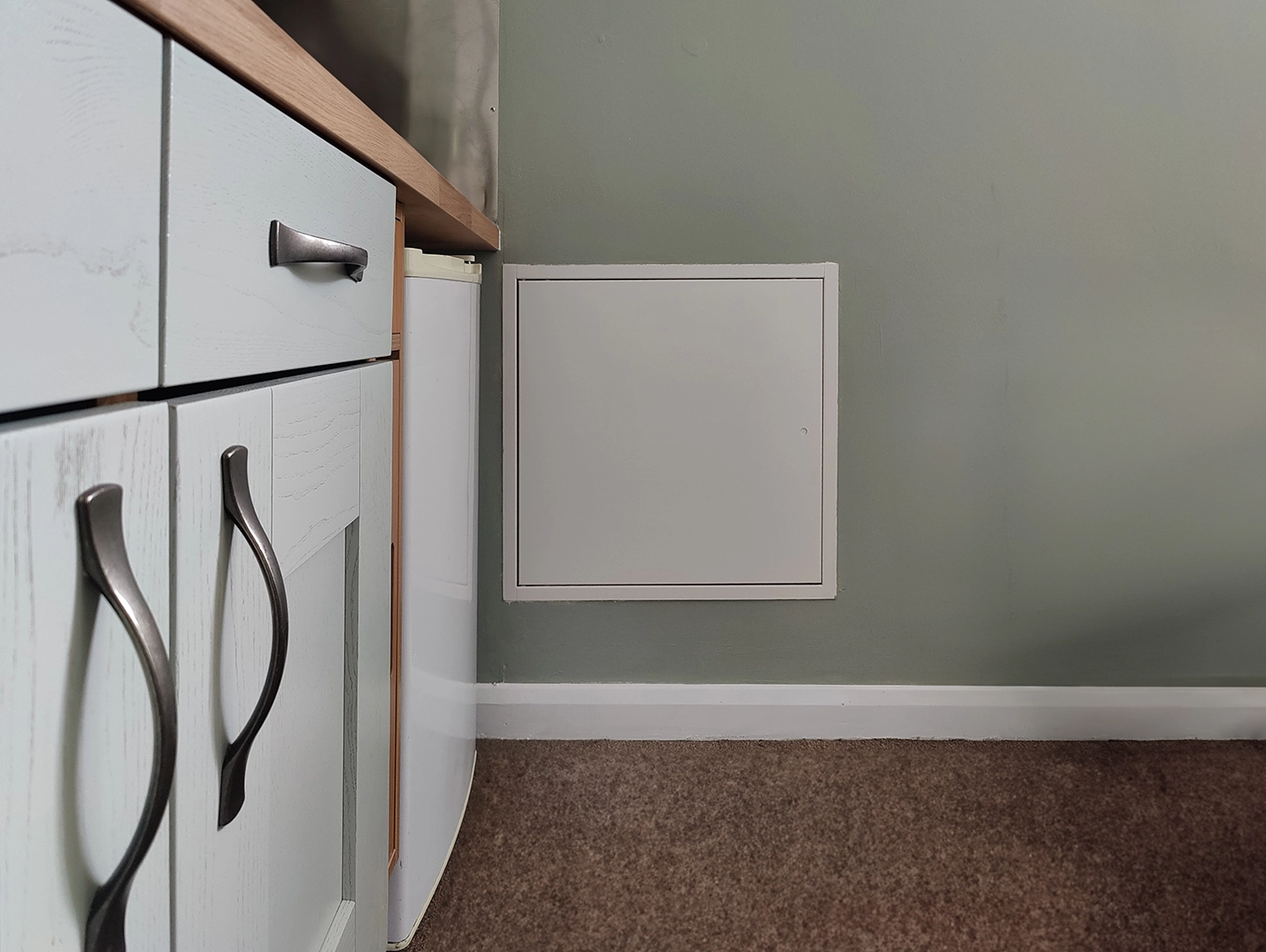 Contract Metal Door Access Panels